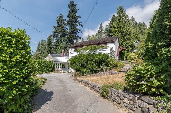 2671 Ottawa Avenue, House other with 3 bedrooms, 1 bathrooms and 2 parking in West Vancouver BC | Image 12