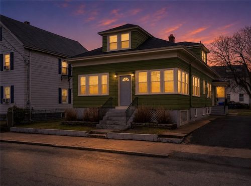 41 Cato Ave, Pawtucket, RI, 02860-5505 | Card Image