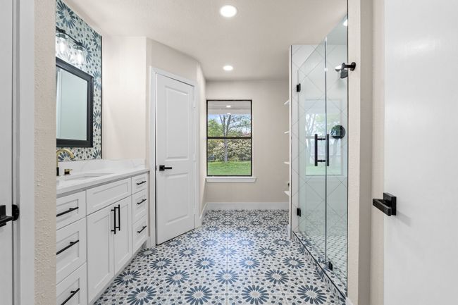 Main Bath | Image 20