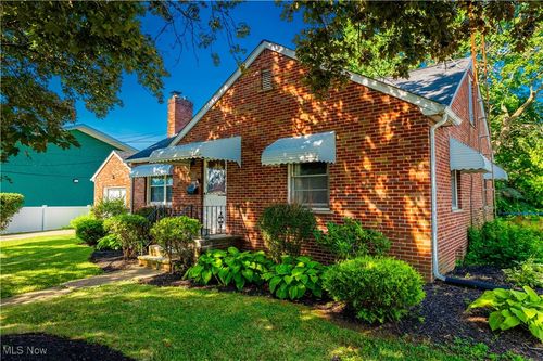 109 Miles Ave Nw, Canton, OH, 44708-5328 | Card Image