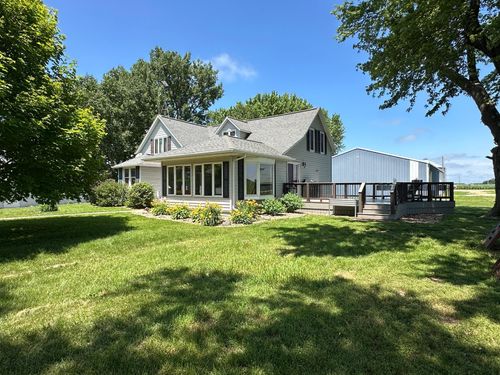 31161 Quine Ave, Worthington, MN, 56187-6339 | Card Image