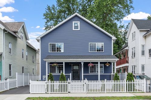 42 Ringgold St, Springfield, MA, 01107-2030 | Card Image