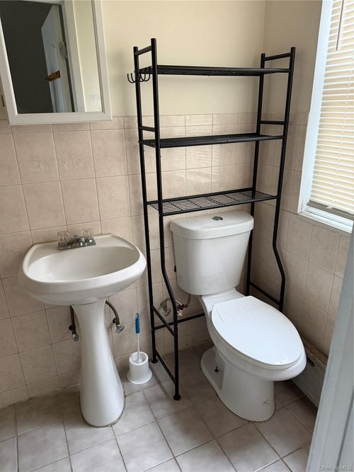 18605 Jamaica Avenue, New York, NY, 11423 | Card Image