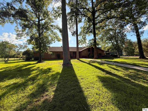 2305 N Vienna St, Ruston, LA, 71270-2640 | Card Image
