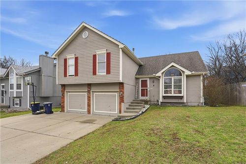 9735 Nw 87th Ter, Kansas City, MO, 64153-1461 | Card Image