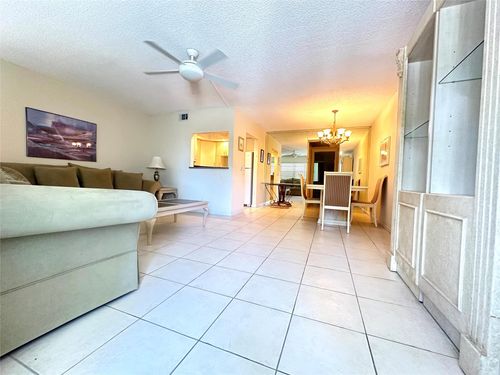 2009-2009 Berkshire A, Deerfield Beach, FL, 33442-3321 | Card Image