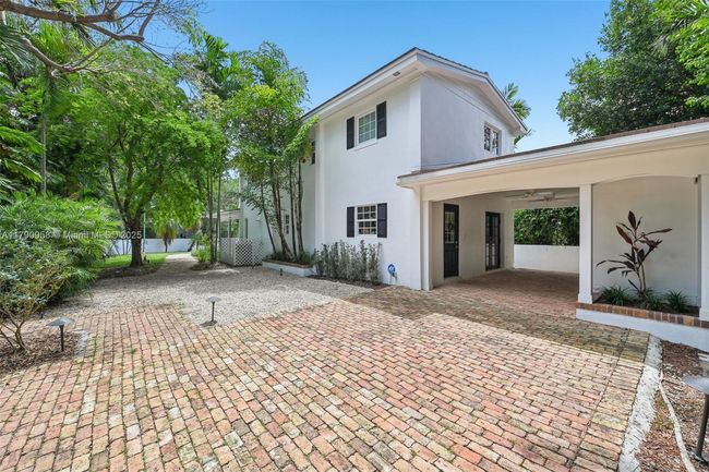 4700 Alhambra Cir, House other with 3 bedrooms, 3 bathrooms and null parking in Coral Gables FL | Image 24