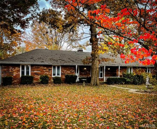 204 W Oak St, Nixa, MO, 65714-8748 | Card Image