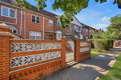 144-26 73rd Avenue, House other with 3 bedrooms, 2 bathrooms and null parking in Kew Garden Hills NY | Image 3