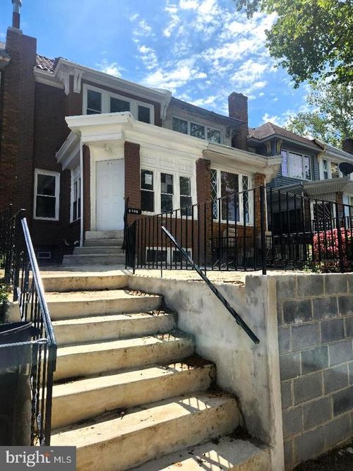 6613 N 18th St, PHILADELPHIA, PA, 19126-2618 | Card Image