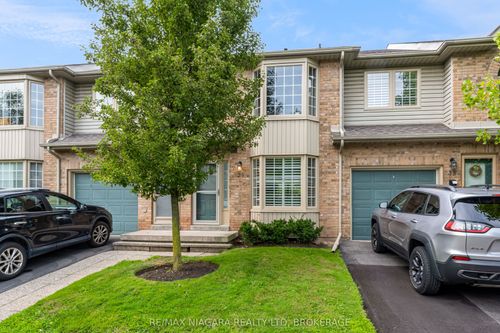 34-3333 New St, Burlington, ON, L7N1N1 | Card Image