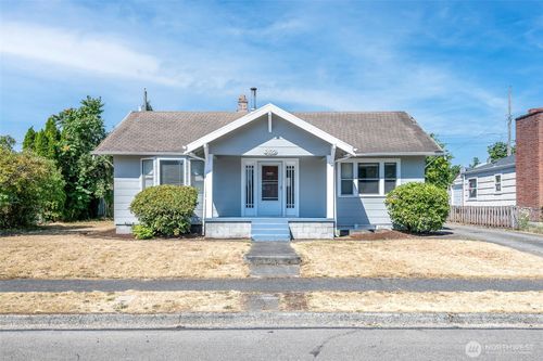 6422 S Montgomery St, Tacoma, WA, 98409-5206 | Card Image
