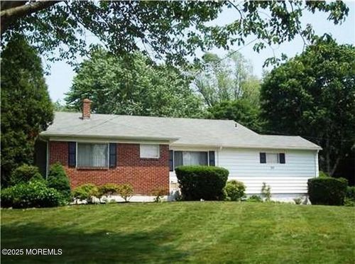 10 Landsdowne Road, East Brunswick, NJ, 08816 | Card Image