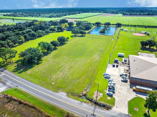 617 B Bayou Dularge Rd, Houma, LA, 70363-7608 | Card Image