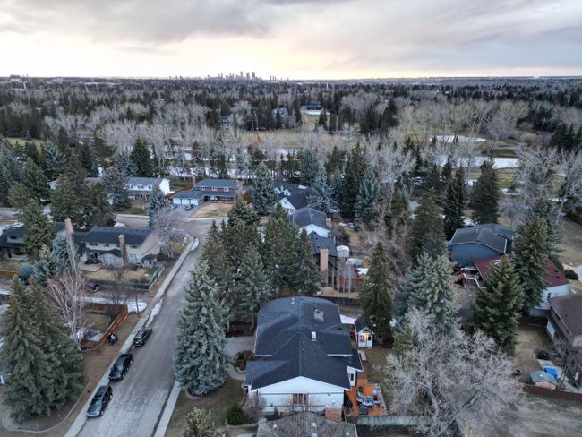 644 Wilderness Drive Se, Home with 4 bedrooms, 4 bathrooms and 6 parking in Calgary AB | Image 50