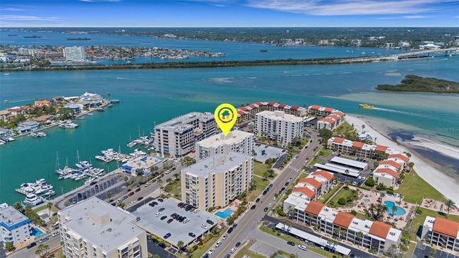 APT-403 - 851 Bayway Blvd, Condo with 2 bedrooms, 2 bathrooms and null parking in CLEARWATER BEACH FL | Image 5