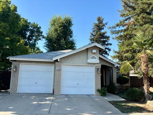 1280 E Loma Linda Ave, Fresno, CA, 93720-2667 | Card Image