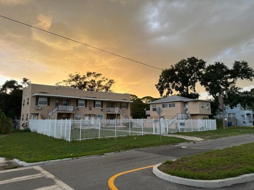 6-2025 7th St S, ST PETERSBURG, FL, 33705-2795 | Card Image