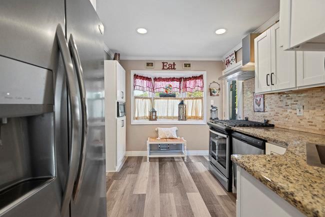 105 Fountain Ave, House other with 4 bedrooms, 2 bathrooms and null parking in Selden NY | Image 5