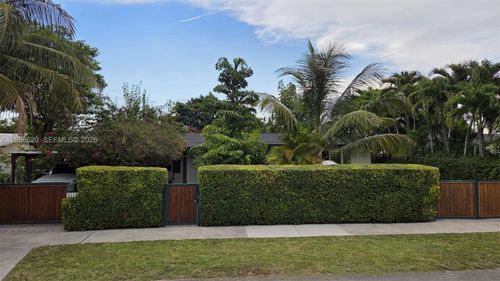3511 Sw 105th Ct, Miami, FL, 33165-3739 | Card Image