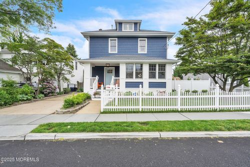 8 West St, Rumson, NJ, 07760-1614 | Card Image