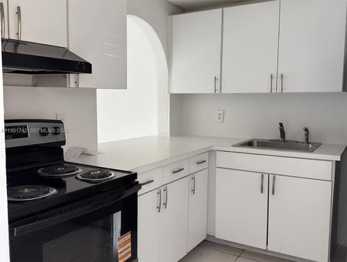 apt-204-301 Nw 177th St, Miami, FL, 33169-4944 | Card Image