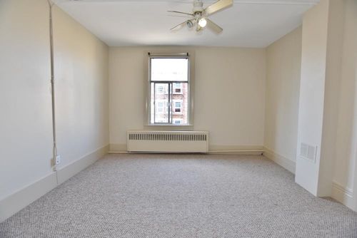 3-3 Main St, Vancouver, BC, V5T3E7 | Card Image