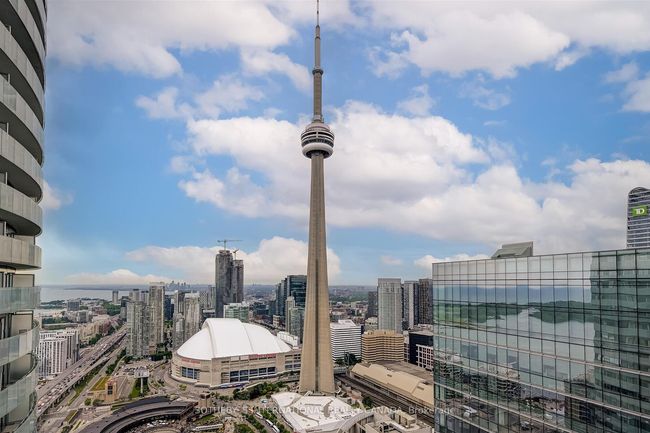 4706 - 14 York St, Condo with 2 bedrooms, 1 bathrooms and null parking in Toronto ON | Image 17