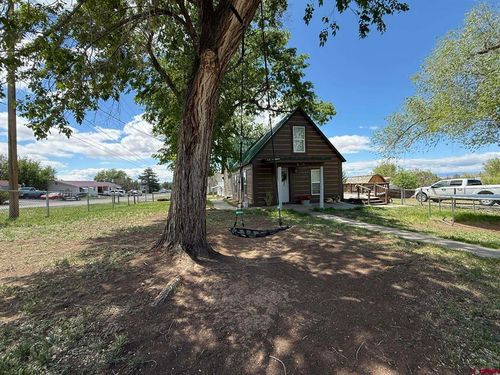 915 Nw Cedar Ave, Cedaredge, CO, 81413-3523 | Card Image