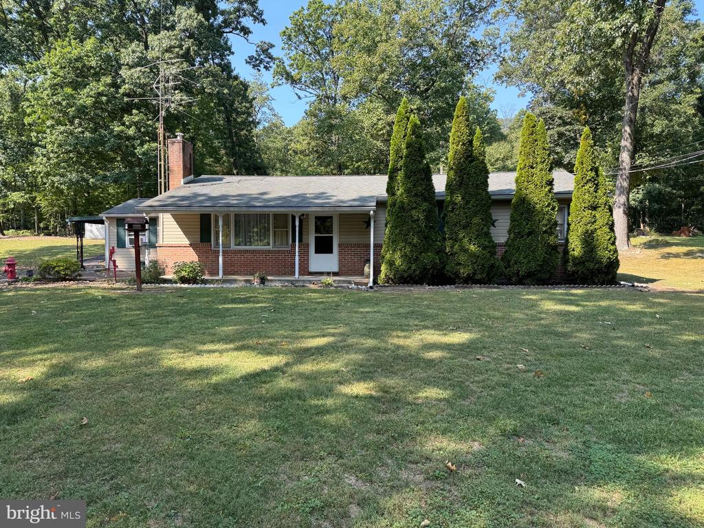 Charlestown Rd, Mercersburg, PA 17236