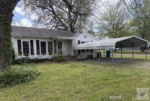 211 Sw Front St, New Boston, TX, 75570-3156 | Card Image