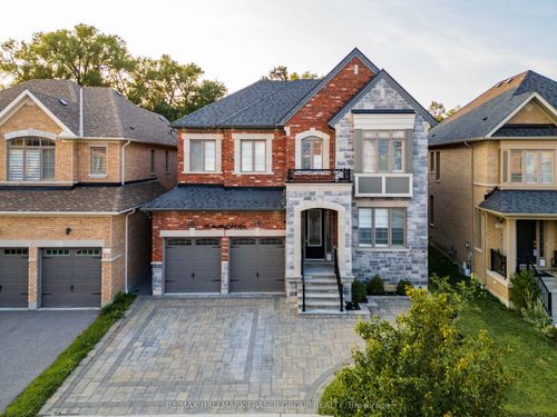 14 Av Micklefield, Whitby, ON, L1P0C3 | Card Image