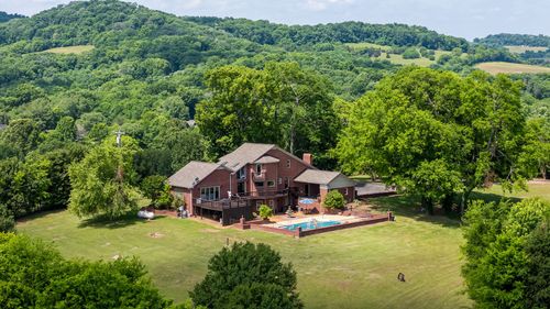1979 Buck Daniels Rd, Culleoka, TN, 38451-2701 | Card Image