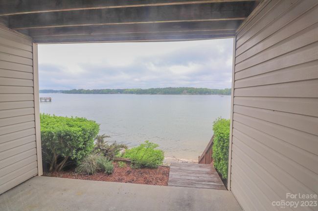 14055 Queens Harbor Rd, Townhouse with 3 bedrooms, 4 bathrooms and null parking in Charlotte NC | Image 28