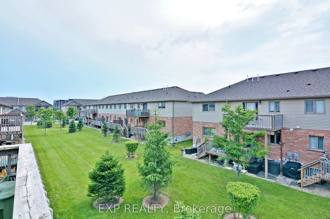 62 - 3320 Meadowgate Blvd, Condo with 2 bedrooms, 1 bathrooms and 1 parking in London ON | Image 25