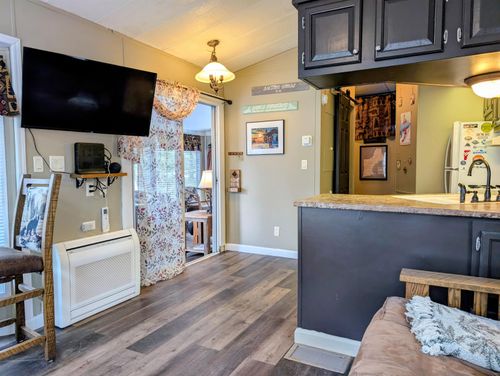 aka-unit-48-10 Hollows Rd, Holderness, NH, 03245 | Card Image