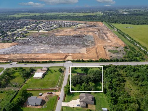 8321 Fm 517 Rd W, Dickinson, TX, 77539-8757 | Card Image