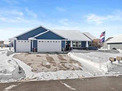 851 Red Clover Way, DENMARK, WI, 54208 | Card Image