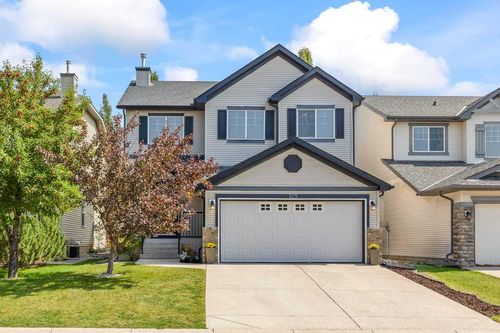 125 Cougarstone Manor Sw, Calgary, AB, T3H5N4 | Card Image