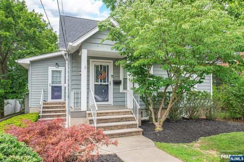 23-19-23 Parkway W, Caldwell, NJ, 07006-6009 | Card Image