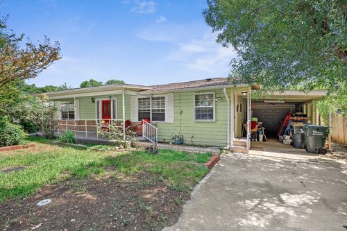 217 S Wilson St, San Marcos, TX, 78666-5360 | Card Image