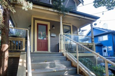 1119 Pendrell St, House other with 2 bedrooms, 2 bathrooms and 2 parking in Vancouver BC | Image 2