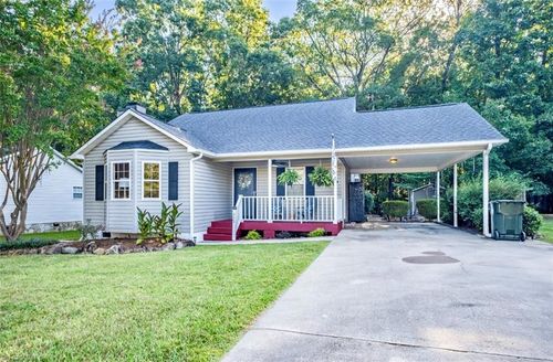 392 Meadow Lark Ln, Thomasville, NC, 27360-3252 | Card Image