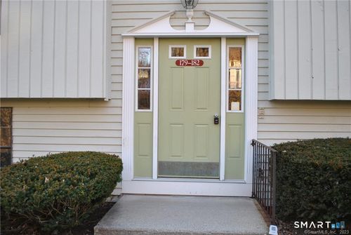 179-179 Aspetuck Vlg, New Milford, CT, 06776-5626 | Card Image
