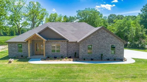 882 Patty Rd, Ward, AR, 72176-9000 | Card Image