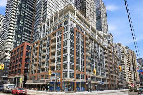 316-270 Wellington St W, Toronto, ON, M5V3P5 | Card Image