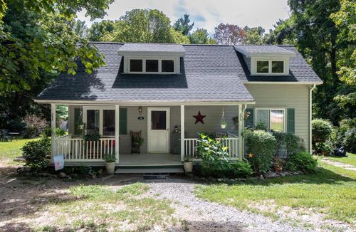 12 Skytop Rdg, Rhinebeck, NY, 12572-2870 | Card Image