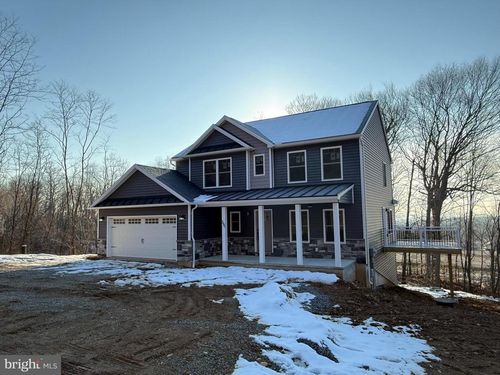 591 Belle Vista Dr, ENOLA, PA, 17025-1328 | Card Image