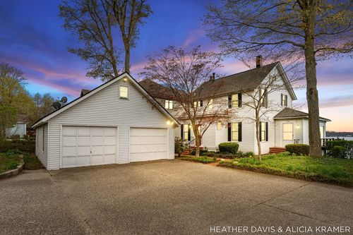 1755 South Shore Drive, Holland, MI, 49423 | Card Image
