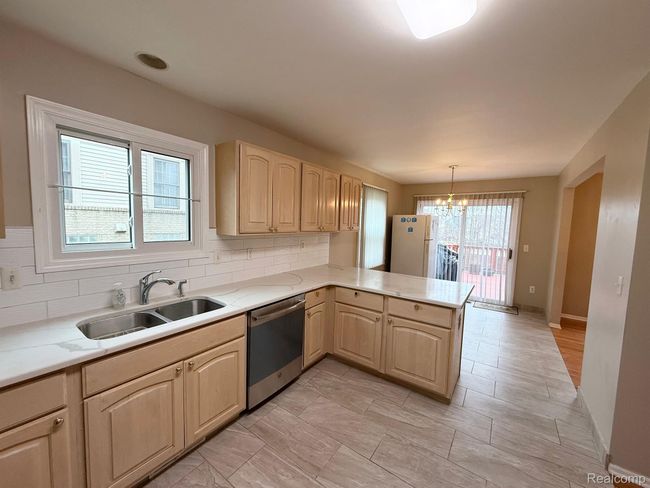 Kitchen | Image 14